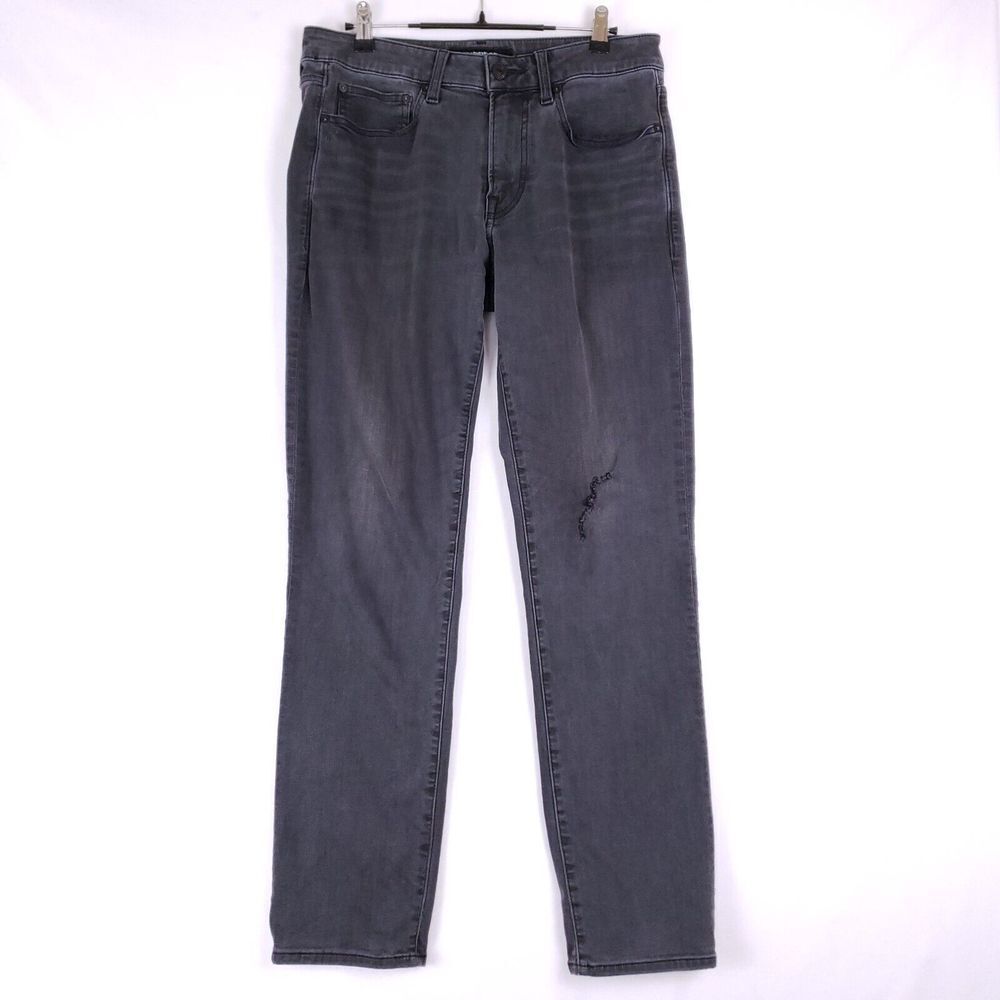 Express Jeans Womens 30x31* Black Straight Leg Slim Fit Hyper Stretch Distressed